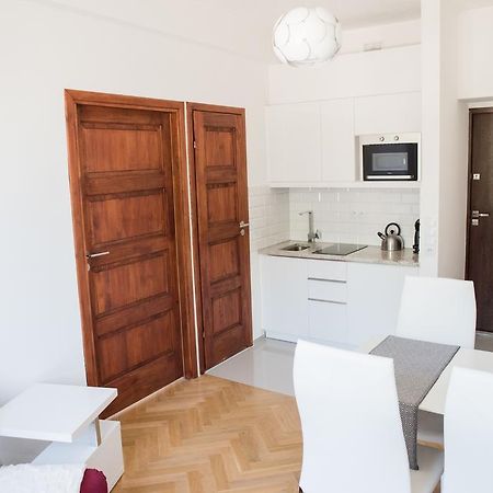 Apartment Nearto Old Town Na Ustroniu Street Краков Экстерьер фото